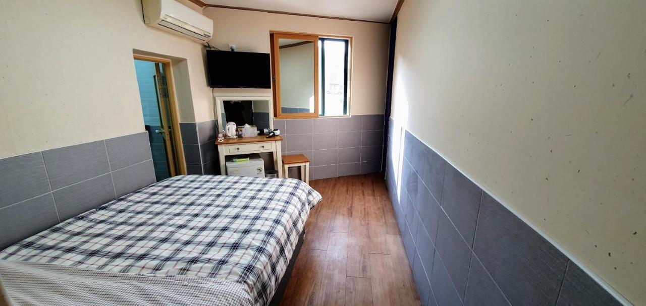 New Sun Guesthouse Myeongdong Seoul Exterior photo