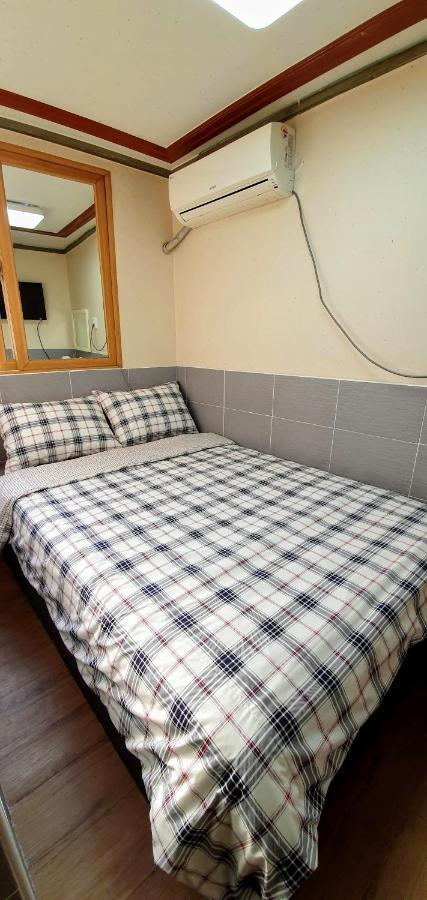 New Sun Guesthouse Myeongdong Seoul Exterior photo