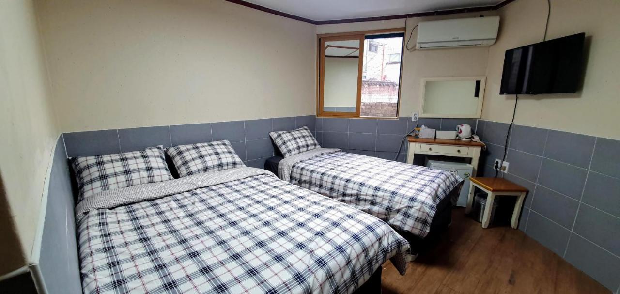 New Sun Guesthouse Myeongdong Seoul Exterior photo